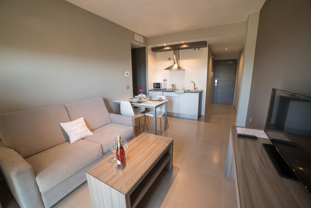 Alhaurín de la Torre Hotel Miguel Sanchez מראה חיצוני תמונה